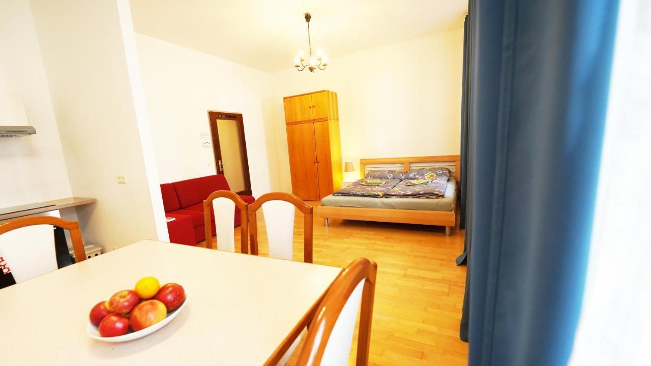 Cozynite Premium Apartment Hernals 1 Wien Eksteriør bilde