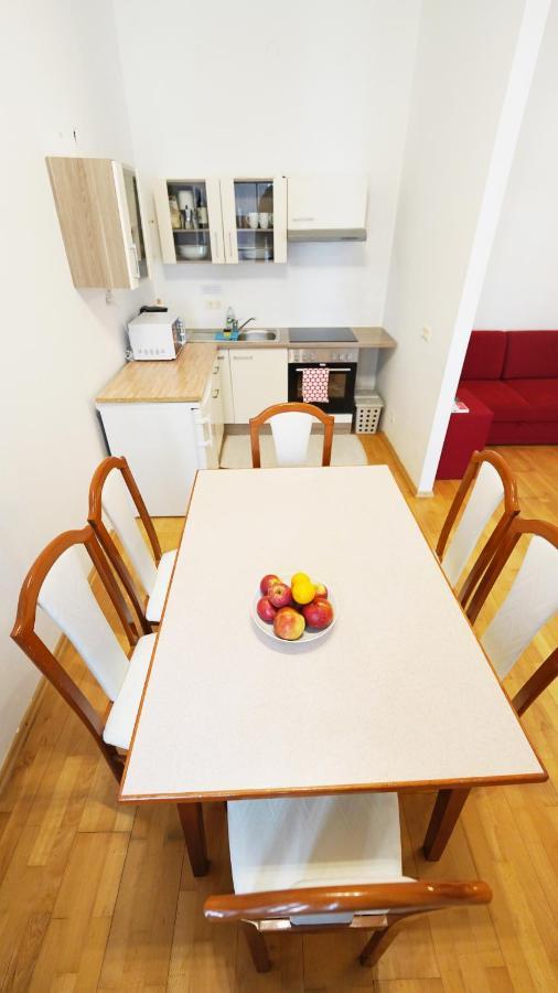 Cozynite Premium Apartment Hernals 1 Wien Eksteriør bilde