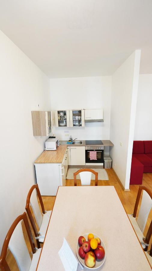Cozynite Premium Apartment Hernals 1 Wien Eksteriør bilde