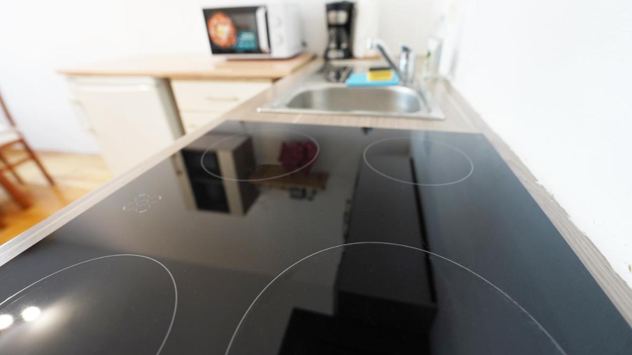 Cozynite Premium Apartment Hernals 1 Wien Eksteriør bilde